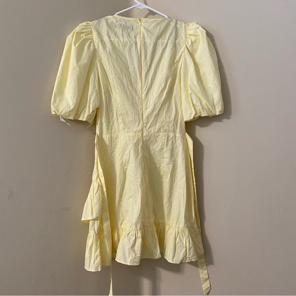 NWT Missguided Ruffle Wrap Poplin Puff Sleeve Plunging V-Neck Dress Lemon Yellow - Picture 11 of 11